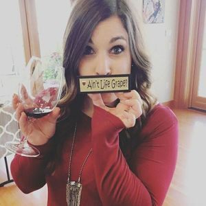 Meet your Posher, Brenna